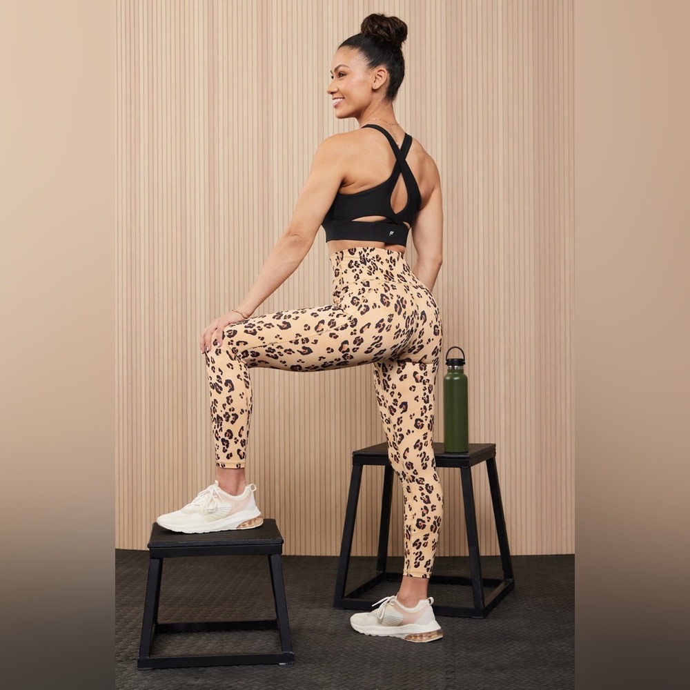 Fabletics Define PowerHold Super High-Waisted 7/8 Legging Yoga Pilates Workout - Picture 3 of 8